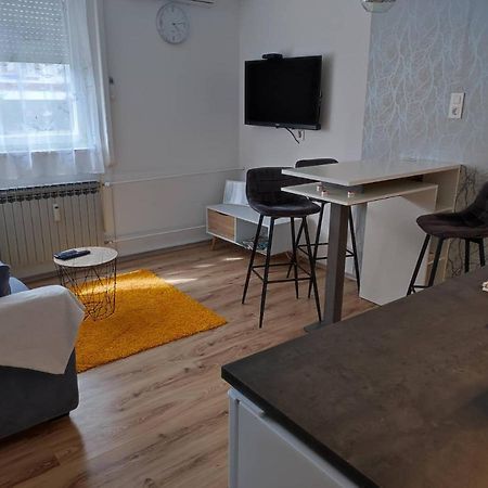 Apartman Emy Karlovac Zewnętrze zdjęcie