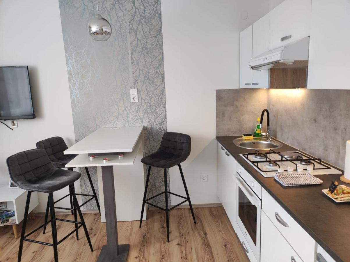 Apartman Emy Karlovac Zewnętrze zdjęcie