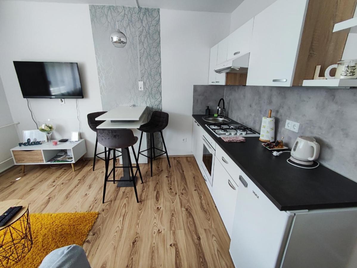 Apartman Emy Karlovac Zewnętrze zdjęcie